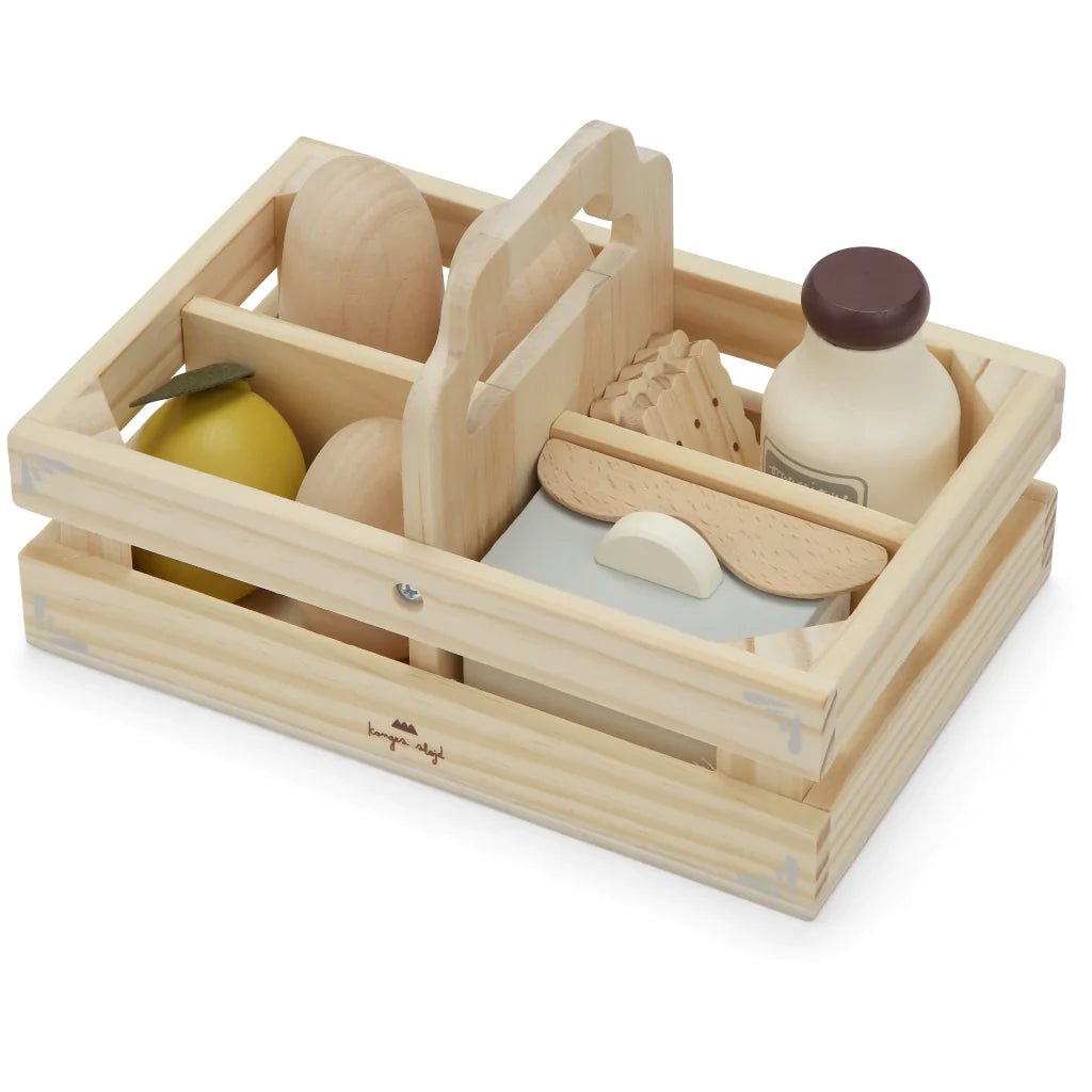 Wooden Food Box by Konges Sløjd